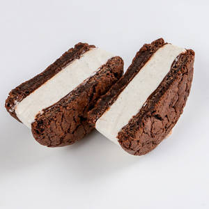 Amadora Cookie Sandwich