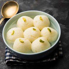 White Rasgulla
