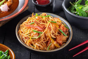 Hot Garlic Noodle - Chicken