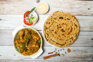 Chicken Do Pyaza [ 1Pc]+ Butter Naan [1 Pc]+ Salad