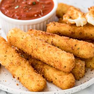 Mozzarella Sticks 5 Pcs