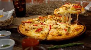 Tandoori chicken pizza