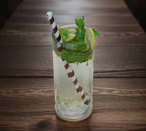 Passion fruit mojito