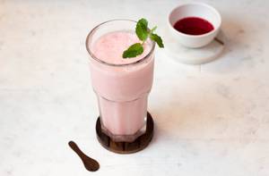 Strawberry Lassi
