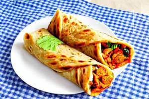Veg Schezwan Roll