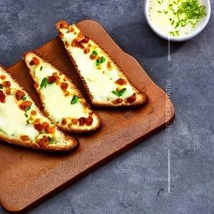 Garlic Cheese Toast 