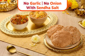 Vrat Poori Aloo & Khatta Meetha Kaddu Meal (Serves 1)