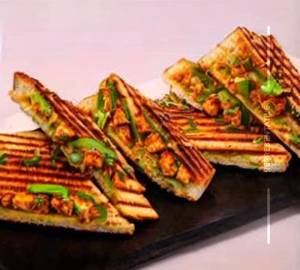 Chilli Paneer Grilled Sandwich