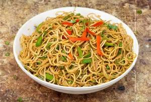 Veg Hakka Noodles