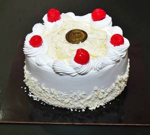 White Forest Cake Half Kg