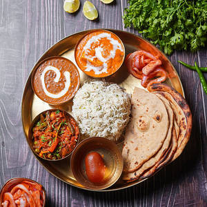 Butter Paneer Thali
