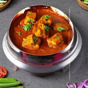 Kaju Curry