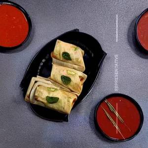 Chilli Chicken Schezwan Roll