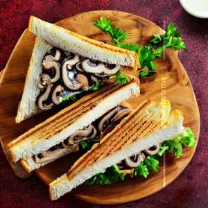 Club Mushroom Sandwich
