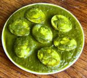 Egg Palak Wala [3 Eggs]