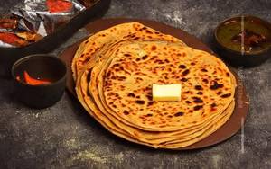 Lal Mirch Parantha