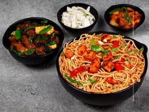 Paneer Triple Noodles