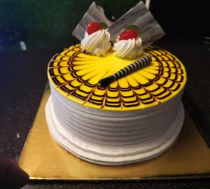 Pineapple mocha Cake