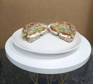 Bagel Avocado & Jalapeno Cream Cheese