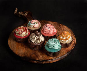 Assorted Cupcakes Box