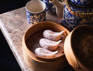 Chicken & pakchoy dumpling
