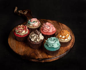 Assorted Cupcakes Box