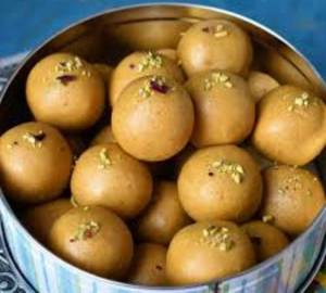 Besan Laddu Desi Ghee