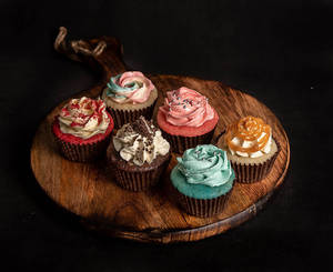 Assorted Cupcakes Box