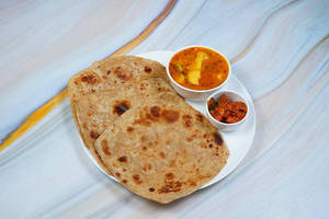 3 Plain Paronthi With Choice Of  Aloo Sabzi / Channa Sabzi