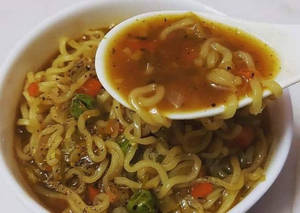 Veg. Maggie Soup