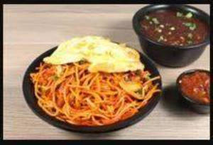 Chicken Triple Hakka Noodles With Gravy
