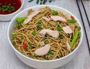 Chicken Hakka Noodles