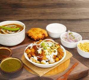 Dahi Khasta Papdi Chaat