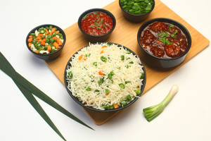 Veg Fried Rice With Manchurian Gravy[800ml]