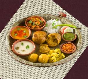 Mixed Dal Fry with Bafla