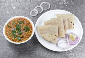 Dal tadka [+ 4 roti]