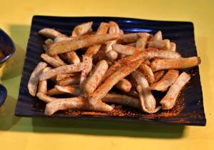 Peri Peri And Liquid Cheese Fries [Jain]