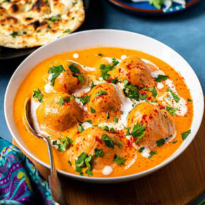 Gravy Kofta [With Cheese Balls]