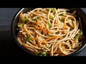 Veg Hakka Noodles