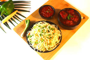 Hakka Noodles With Manchurian Gravy[800ml]