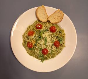 Spaghetti Basil Pesto Pasta