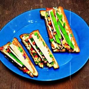 Veg Toast Sandwich