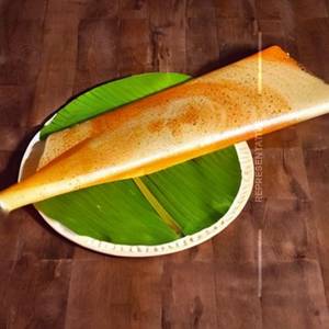 Jain Schezwan Cheese Sada Dosa