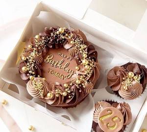 Cake & Cupcake Hamper In Chocolate Truffle Flavour