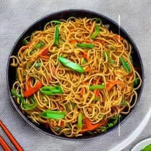 Veg Hakka Noodles 