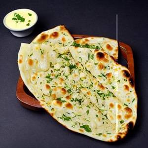 Butter Cheese Garlic Naan