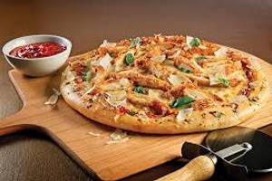 Chicken cheese pizza