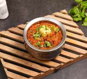 Keema Matar Aloo Egg