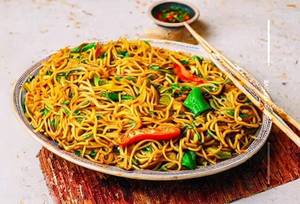 Veg singapuri noodles