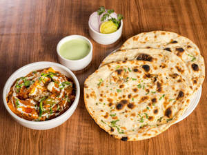 Kadhai Paneer + 3 Tandoori Roti
